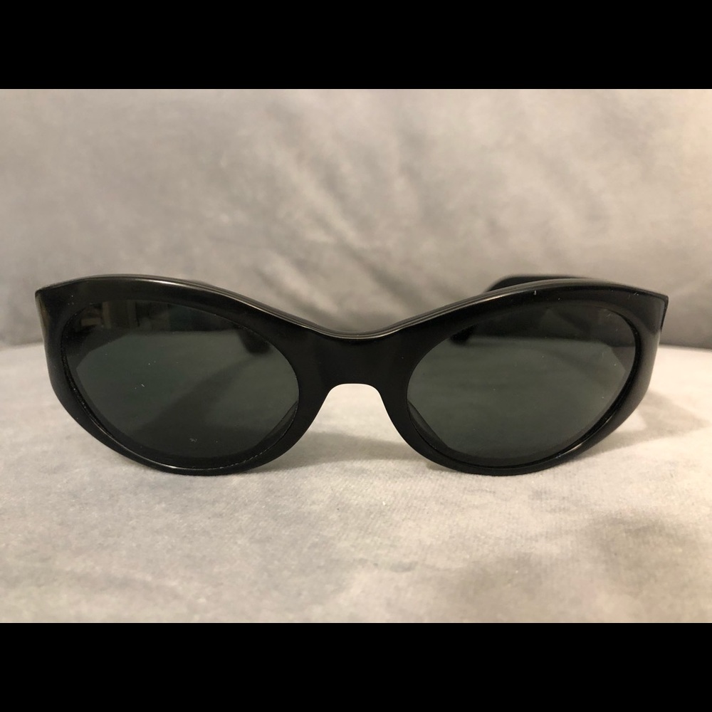 Vintage Donna Karan Sun Glasses Black cateyes